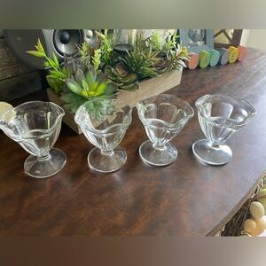 Anchor Hocking Clear Glass Tulip Ice Cream Sundae/Parfait Dishes